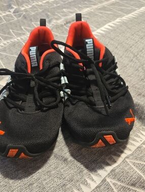 Puma 7.5 Womans Shoe